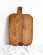 Load image into Gallery viewer, Vintage Turkish Bread Board #3
